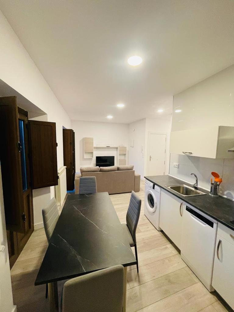 Apartamentos Rurales La Plaza 2 Duruelo de la Sierra Εξωτερικό φωτογραφία
