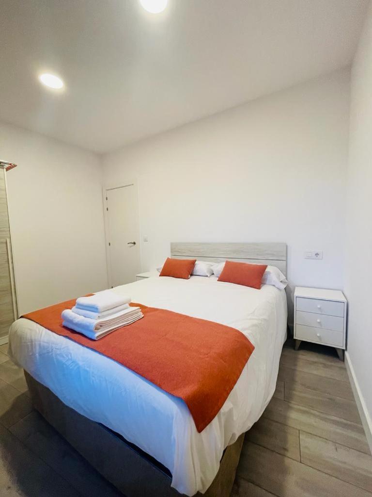 Apartamentos Rurales La Plaza 2 Duruelo de la Sierra Εξωτερικό φωτογραφία